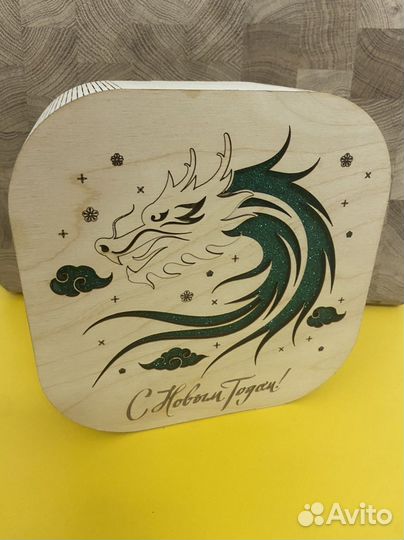 Коробка подарочная деревянная