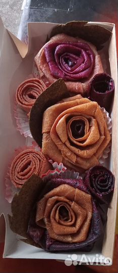 Розы из пастилы, фрипсы, цукаты