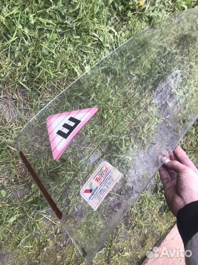 Заднее лобовое 2107