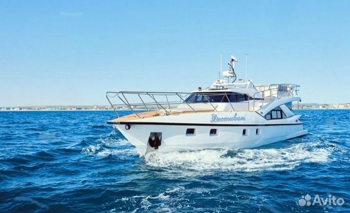 Аренда катера яхты