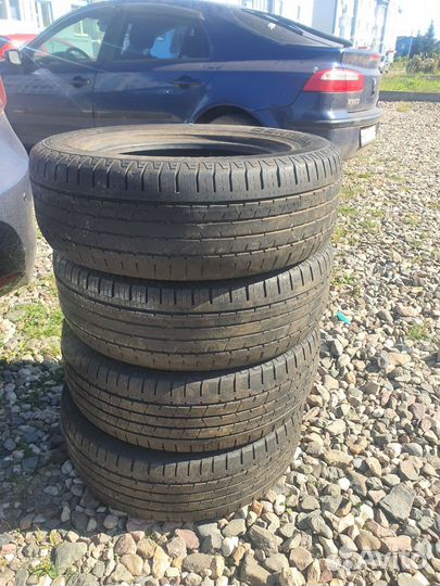 Continental CrossContact LX25 215/65 R16 98H