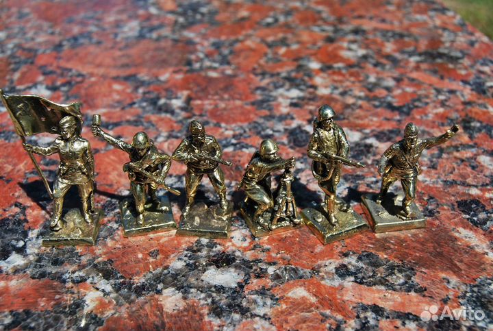 Солдатики красная армия немцы бронза