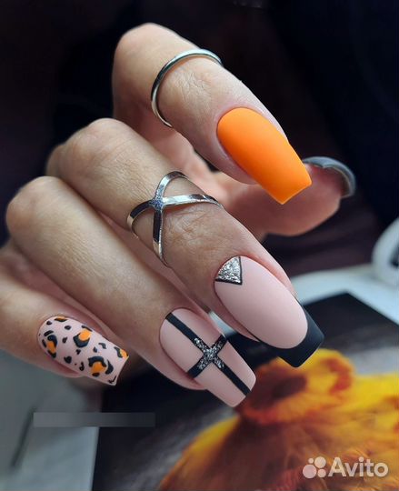 Мастер маникюра