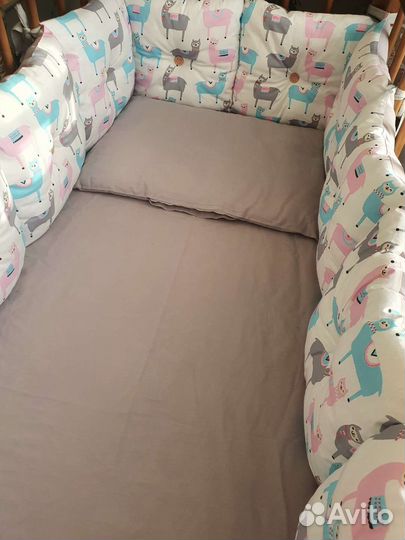 Бортики в детскую кроватку новые