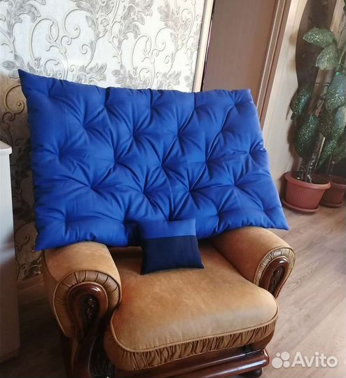 Лежанки, матрасы, для собак и кошек. Новые