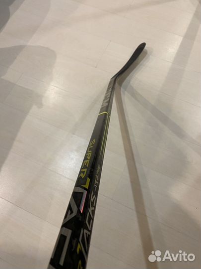 Клюшка хоккейная правый хват