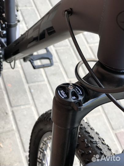 Велосипед черный на гирдравлике