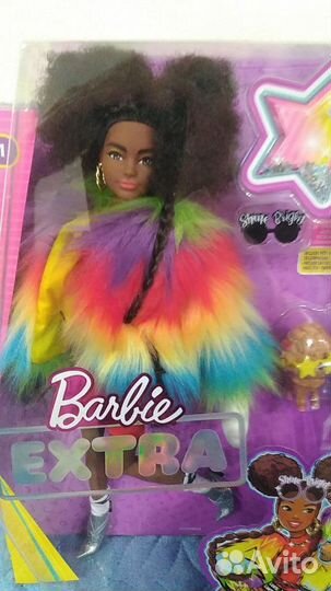 Коллекционная кукла Barbie Еxtra в радужном пальто