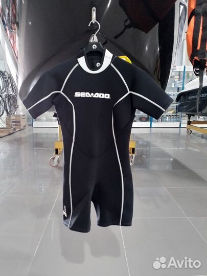 Гидрокостюмы, жилеты, перчатки, крепления и др