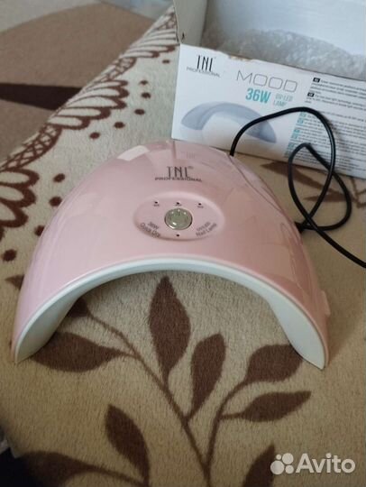 Led лампа для маникюра новая