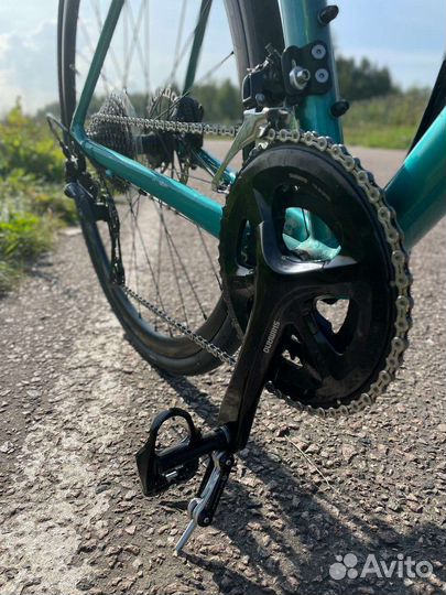 Шоссейный велосипед Giant Liv Avail AR 1