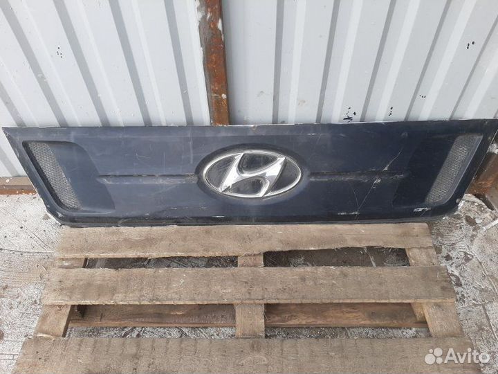 Облицовка передняя Hyundai Universe 2008