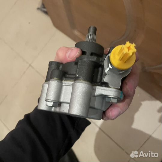 Насос гур toyota land cruiser 100 / Lexus Lx470