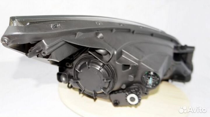 Фара левая SAT ST-221-1166L Хундай Солярис 14-17