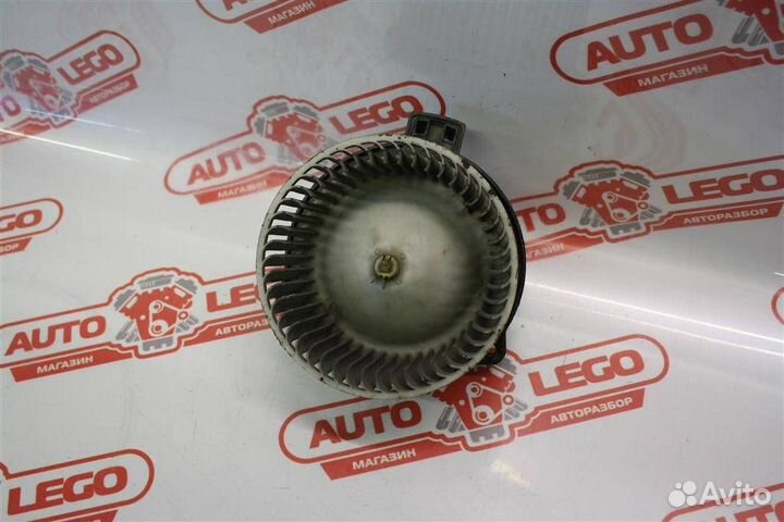 Моторчик печки Toyota Carina T190 1992 8940000222