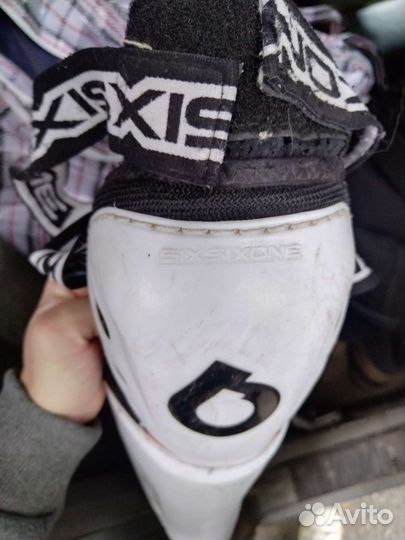 Защита колена и голени SixSixOne 661