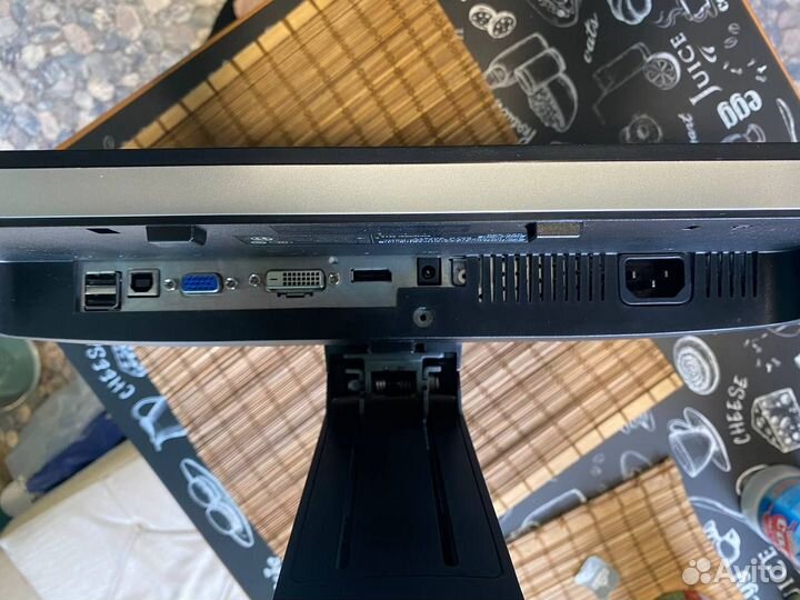 Монитор 23’’ Dell U2312HMT