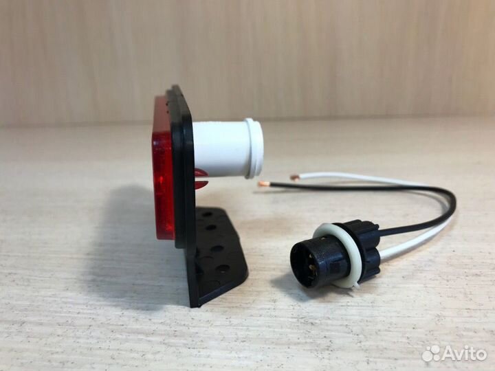 Фонарь габаритный прицепа FT-004 C1+K красный с к