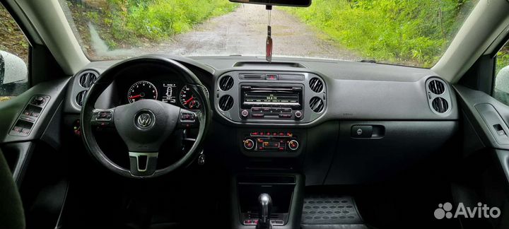Volkswagen Tiguan, 2012