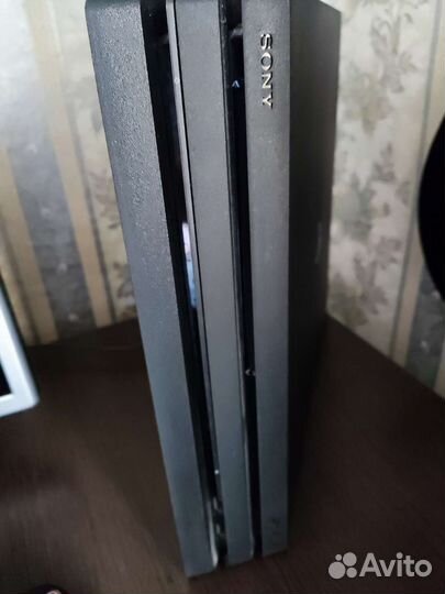 Sony PS4 pro 1tb