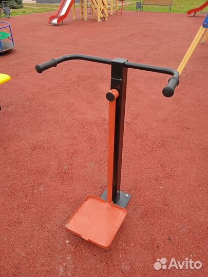 Уличные спортивные тренажёры