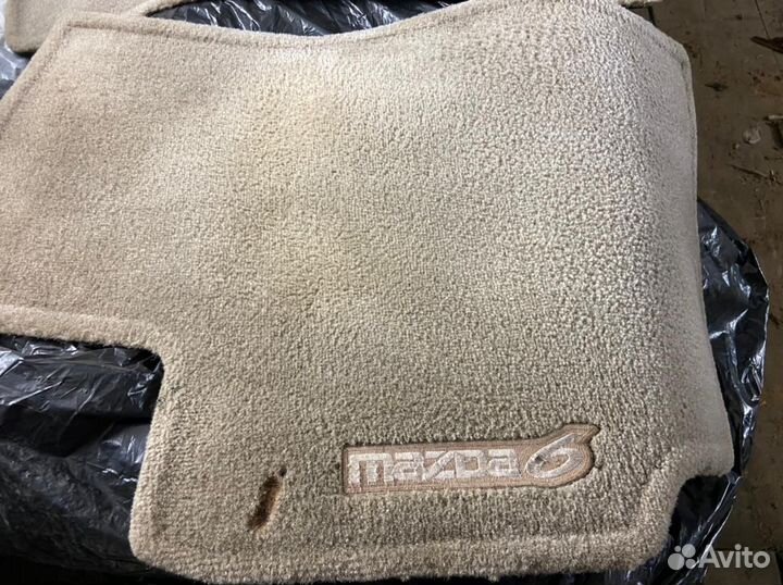 Автомобильные коврики Mazda 6