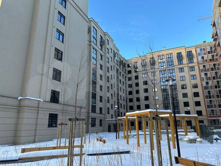 1-к. квартира, 42 м², 4/9 эт.