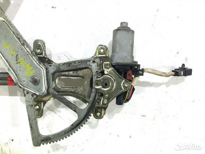 Стеклоподъемник электрический передний правый