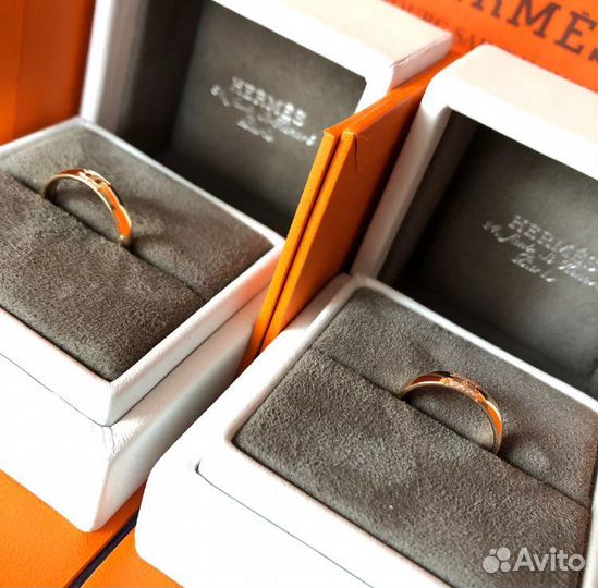 Обручальные кольца Hermes 13.5 гр 0.2 ct