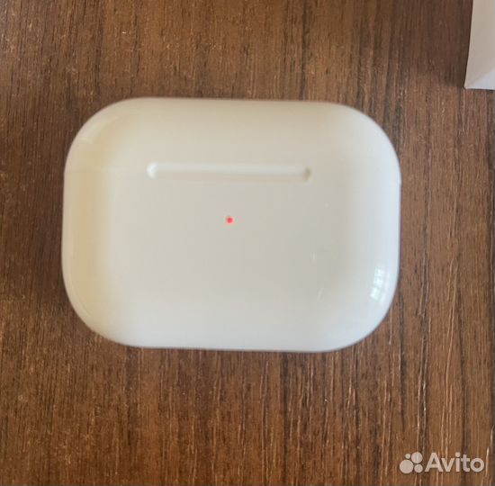 Airpods про