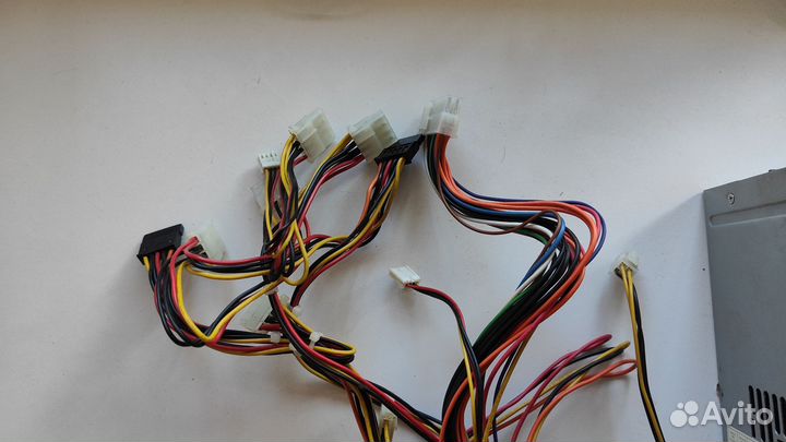 Блок питания 400W для компьютера