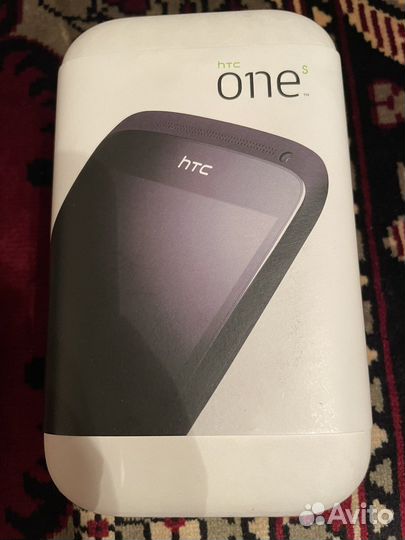 Продаю телефон htc s