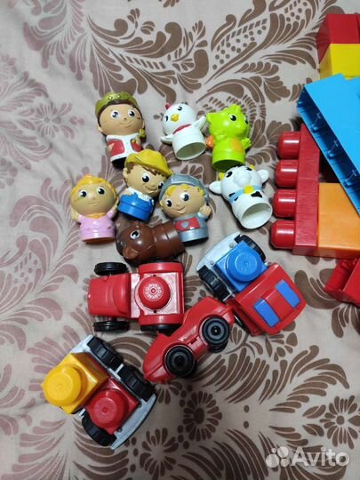 Конструктор mega bloks с фигурками