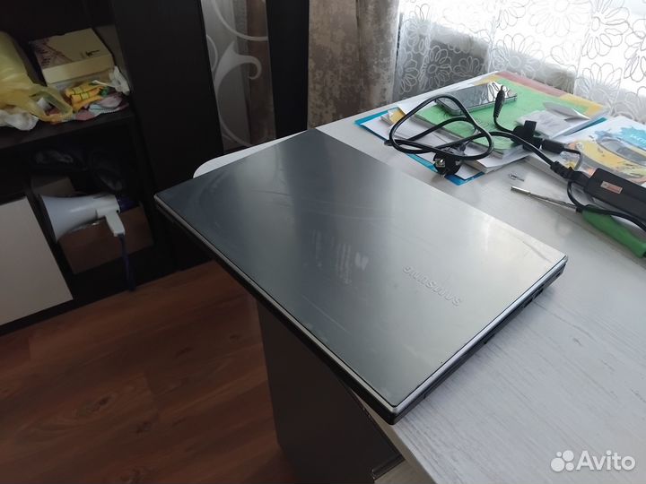 Ноутбук самсунг