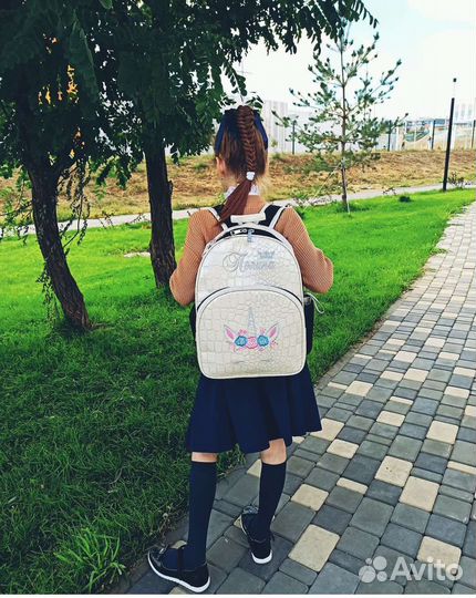 Рюкзак школьный для девочки подростка