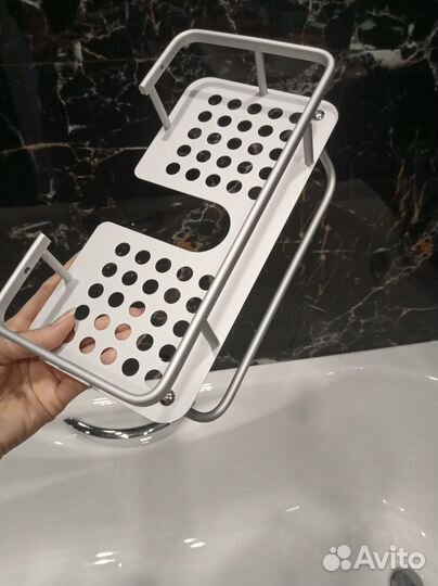 Полочка для ванной