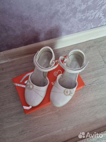 Туфли для девочки