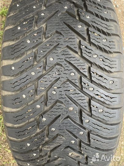 Nokian Tyres Hakkapeliitta 8 235/55 R19 и 255/50 R19