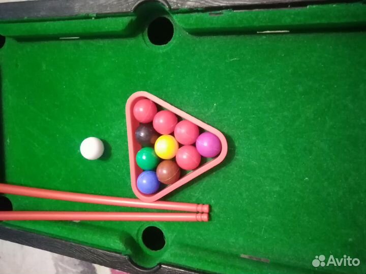 Детский настольный бильярд