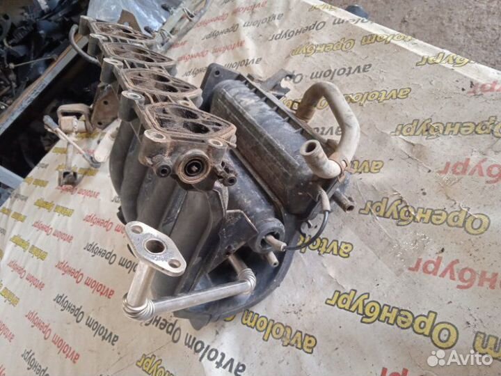 Коллектор впускной Chevrolet Aveo T250 B12D1