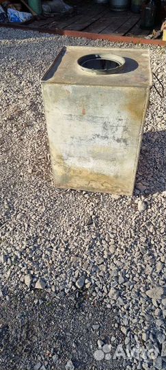 Бак из оцинковки объём 100 литров