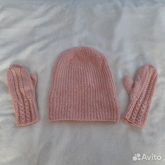 Комплект Платок шаль, шапка, варежки новый