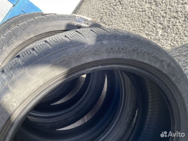 Pirelli Sottozero Winter 240 225/45 R18