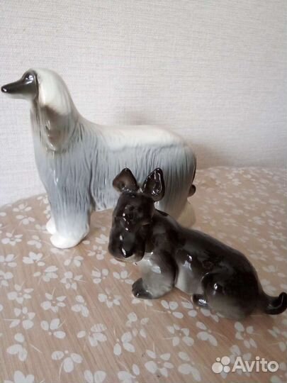 Фарфоровые статуэтки собак лфз