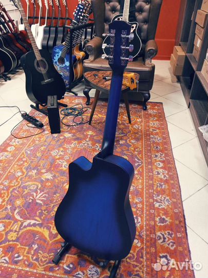 Гитара с чехлом набор