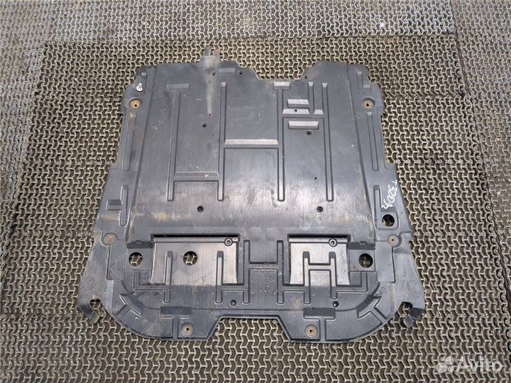 Защита моторного отсека Saab 9-3, 2008