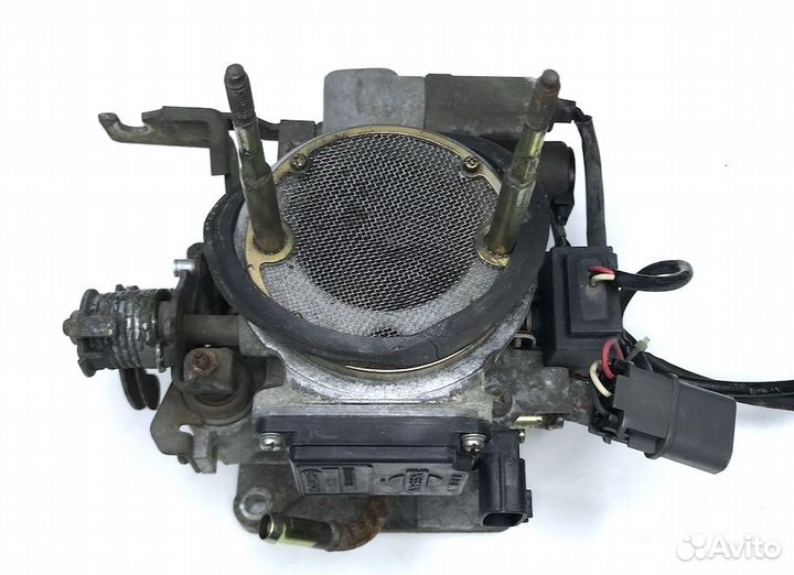 Ниссан PickUp Заслонка дроссельная