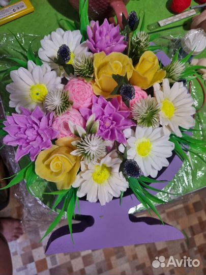 Глобус с цветами