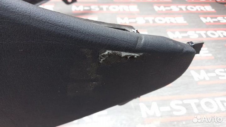 Консоль между сидений Bmw X5 E53 M54B30 2001