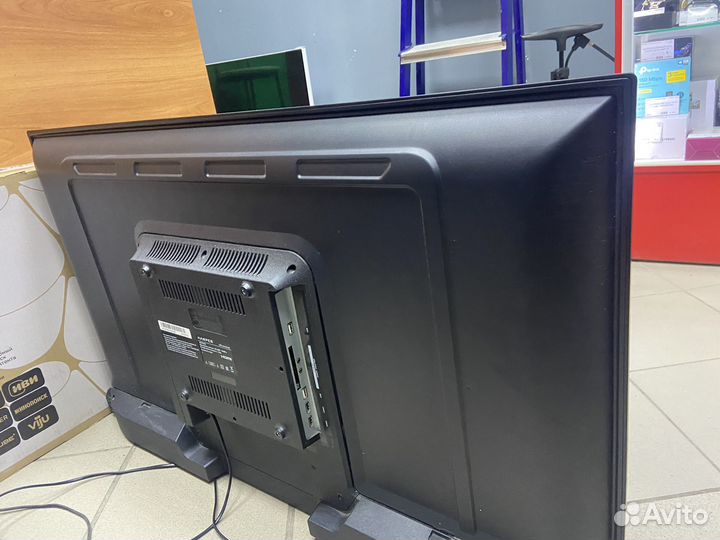 Телевизор harper 43 SMART TV